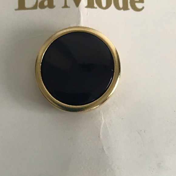 Vintage Buttons 6 Packages (12 buttons) - Picture 4 of 4